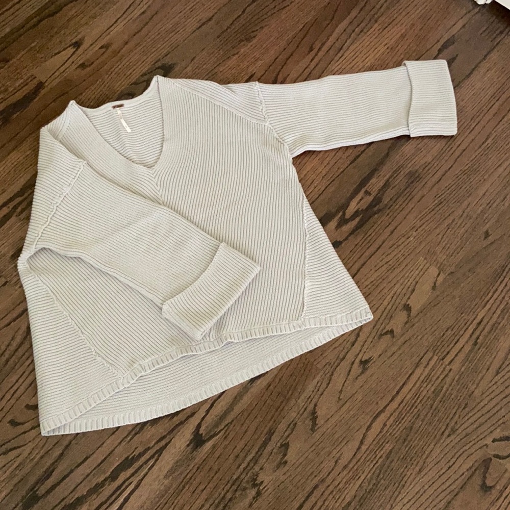 Free people sweater